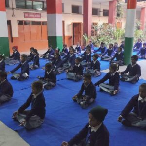 Read more about the article Waterfowl Foundation Students in Meditation: Cultivating Balance and Well-Being